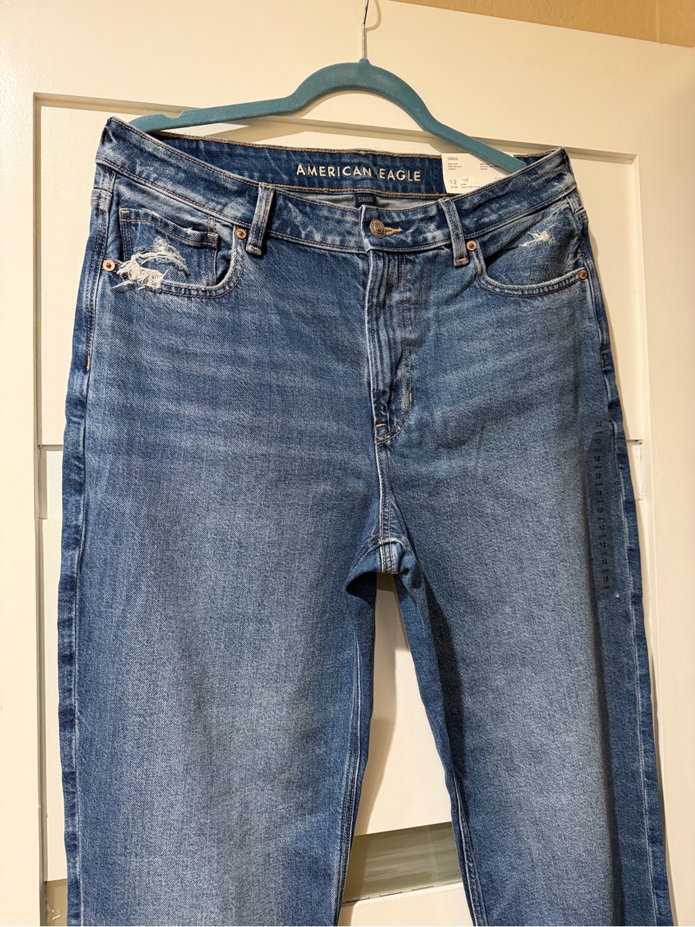 American Eagle Outfitters women’s Blue Straight-Leg Jeans mom jeans style - Picture 2 of 9